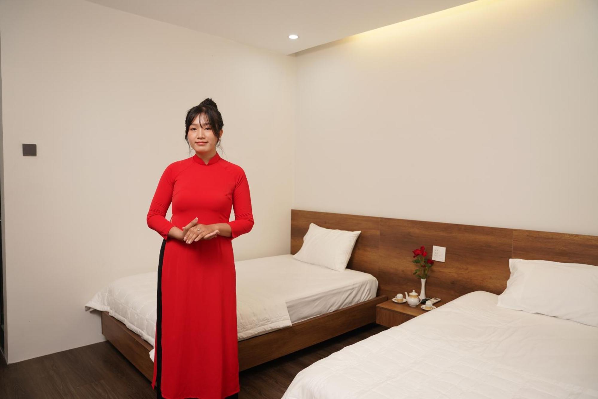 Khach San De Vuong Hotel Cao Lanh Bagian luar foto