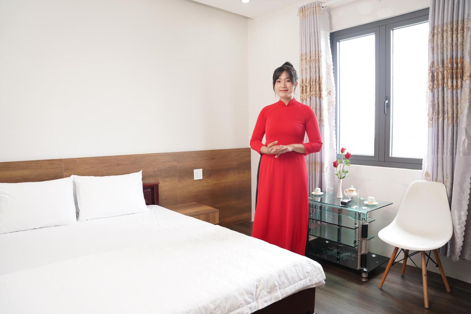 Khach San De Vuong Hotel Cao Lanh Bagian luar foto