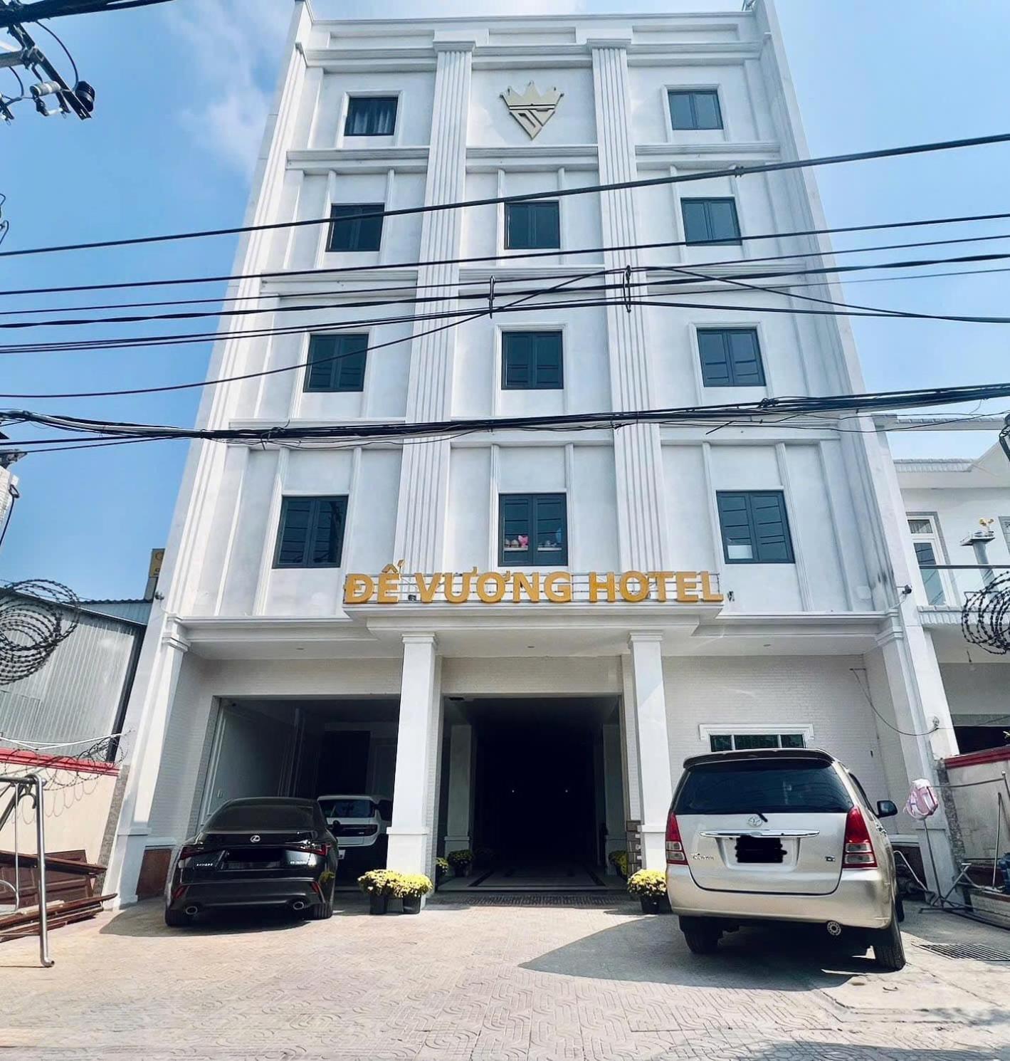Khach San De Vuong Hotel Cao Lanh Bagian luar foto