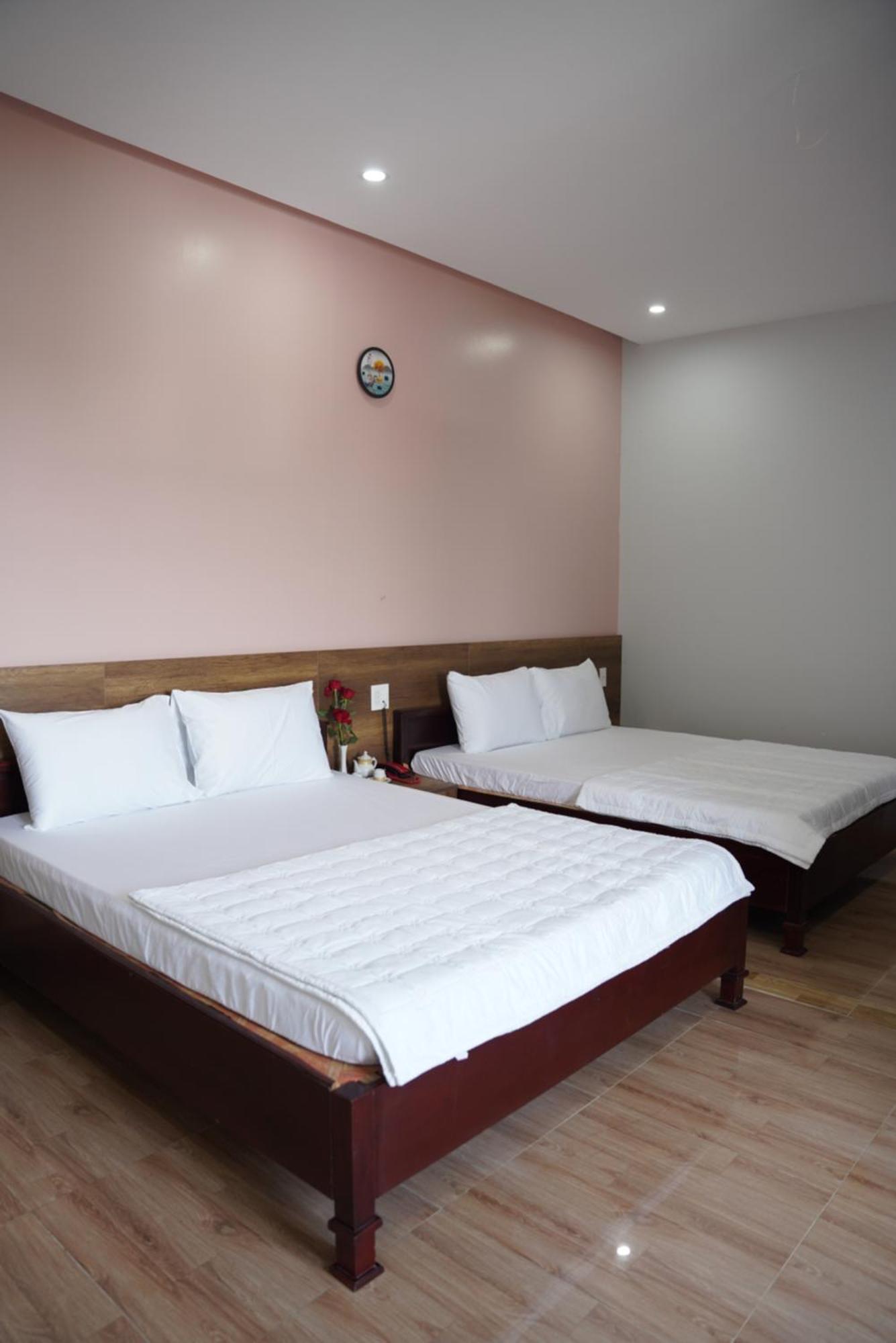 Khach San De Vuong Hotel Cao Lanh Bagian luar foto